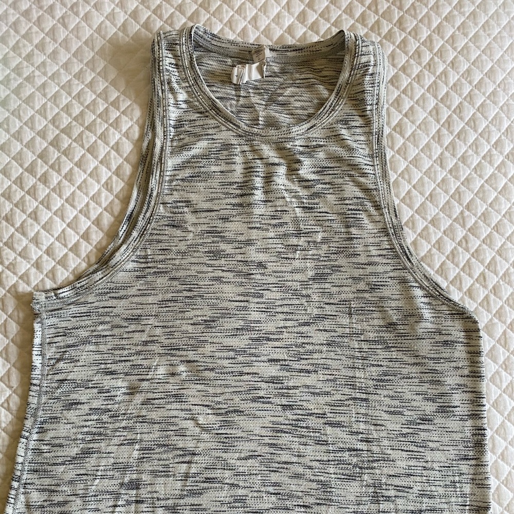 Lululemon crop tank top